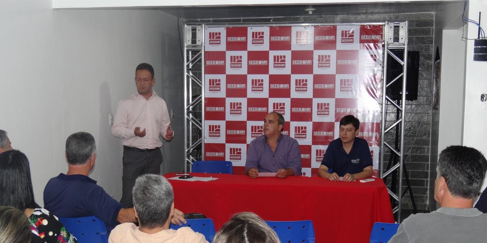 Palestra sobre alterações nas ações sétima e oitava horas dos bancários
