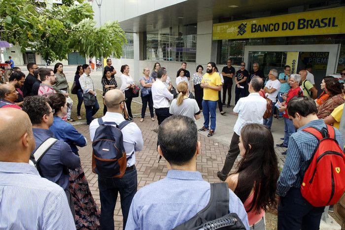 Bancários do BB realizam Dia Nacional de Luta contra os descomissionamentos