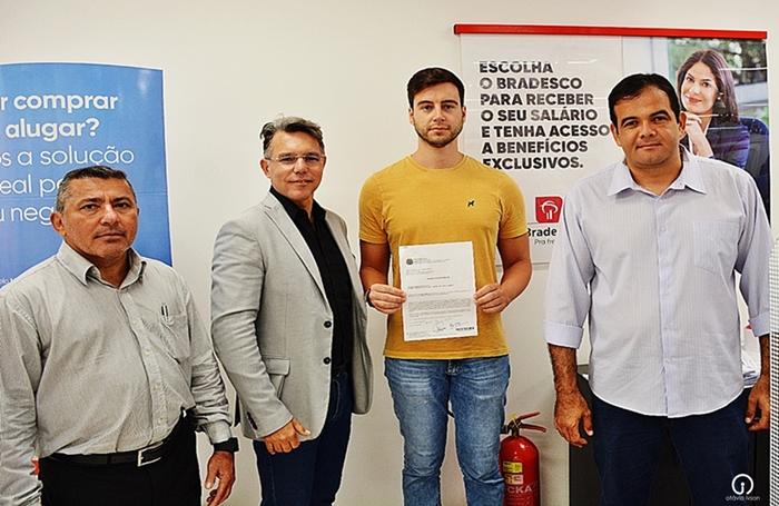 Justiça manda Bradesco reintegrar bancário demitido em gozo de licença-saúde