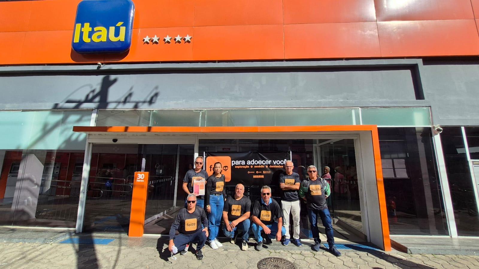 Sindicatos fazem atos pelo Dia Nacional de Luta dos Funcionários do Banco Itaú-Unibanco